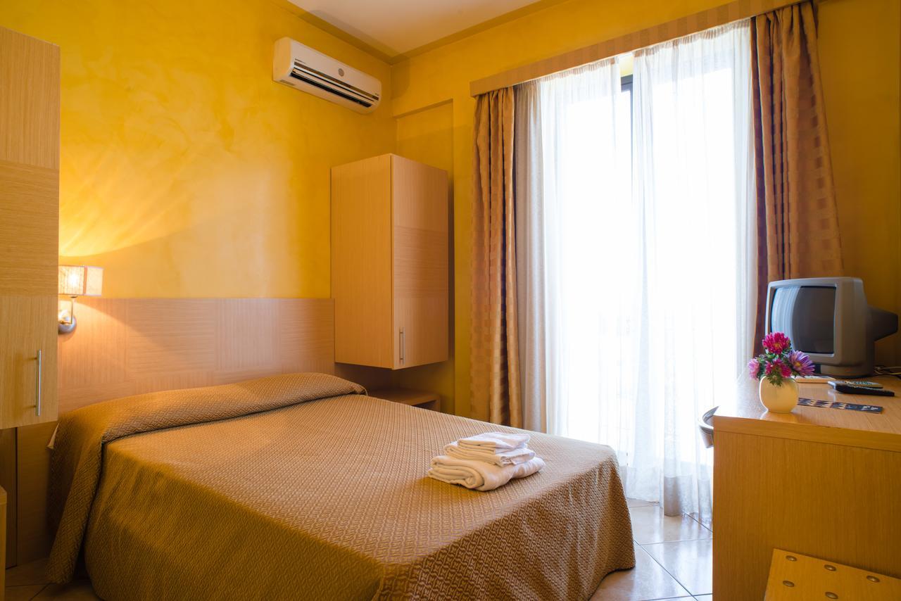 Hotel Villa Mare Altavilla Milicia Δωμάτιο φωτογραφία